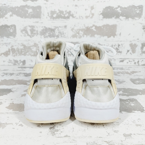Nike Huarache Run White Metallic Silver Lace Up Athletic Sneakers B442 - Picture 3 of 9